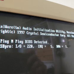 Exkluzivně: Pixel x86, moderní mrňous kompatibilní s DOS/Win9x – první dojmy