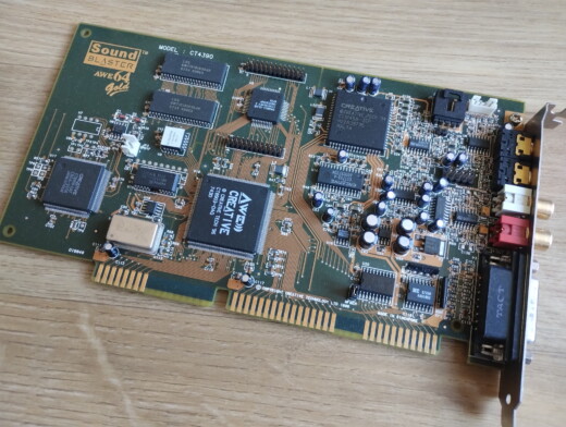 Obrazem: Sound Blaster AWE64 Gold