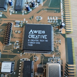 Obrazem: Sound Blaster AWE64 Gold
