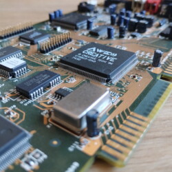 Obrazem: Sound Blaster AWE64 Gold