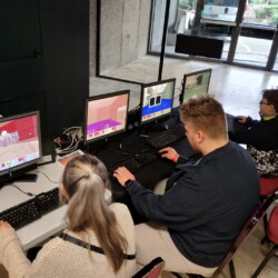 Debriefing: retroherní doupě na MakerFaire Karlovy Vary potřetí