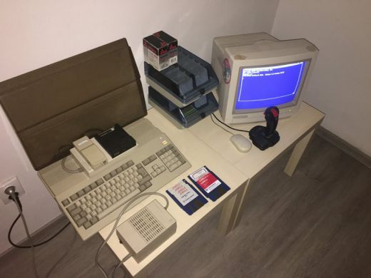 Pěkná Amiga 500 na aukru